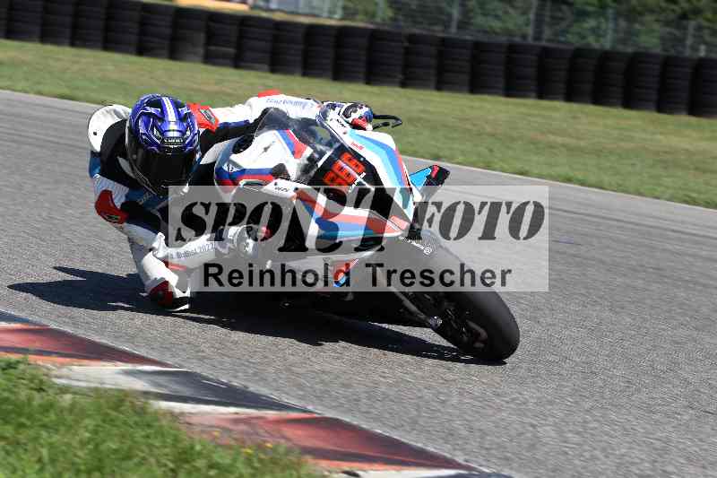 /43 08.08.2025 Discover the Bike ADR/Race 3 rot/666